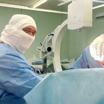 Хирургическое лечение (исправление 1 пальца стопы)  - ортопед-травматолог, клиника Движение, Нижневартовск